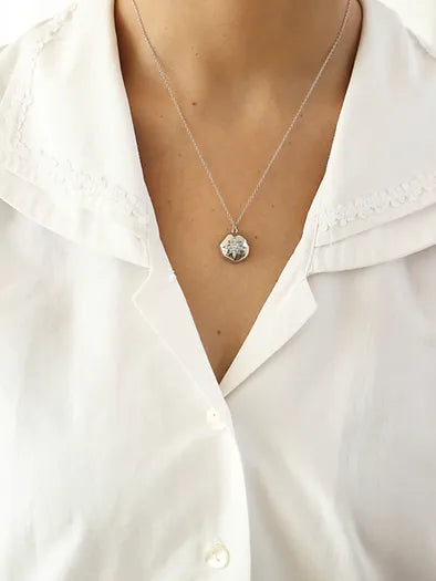 Colar Rose des Vents