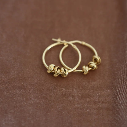 Knot hoops