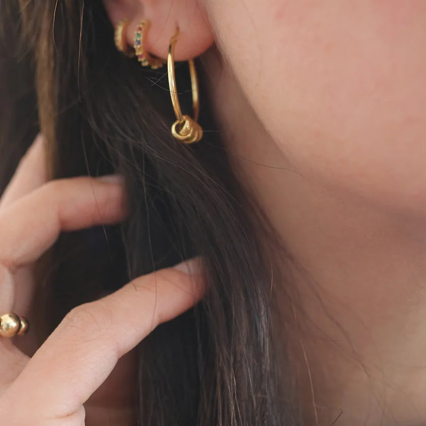 Knot hoops