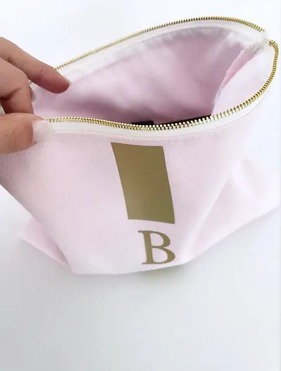 Monogram Pochette